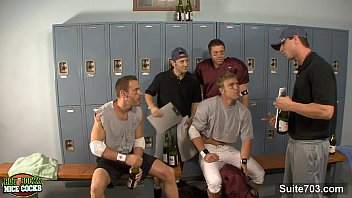 Sexy Man In A Locker Room Porn Gay