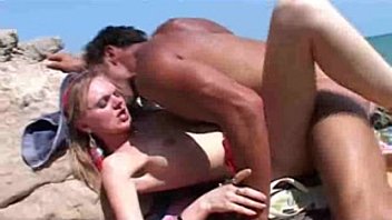 Porn jovend Hard Beach