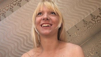 Blonde Hottie Porn Pics