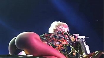 Miley Cyrus Hot Porn