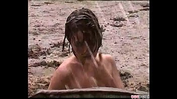 Porn Video Dominatrix novinha Boy In Mud