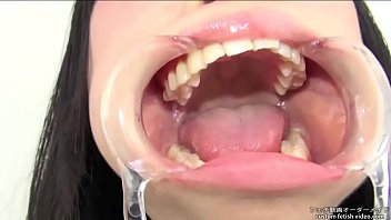 Teeth lick