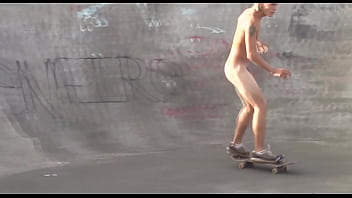 Gay Porn Nude Skater Rolling
