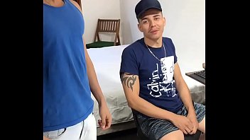 Video Porno Gay Latino 18 Ans Voyeurs