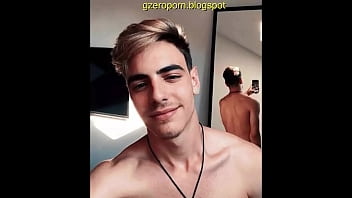 Vidéo Porno Gay De Jeunes Dans Le Train