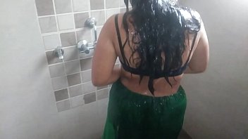 Hungry Mom Bathroom Porn