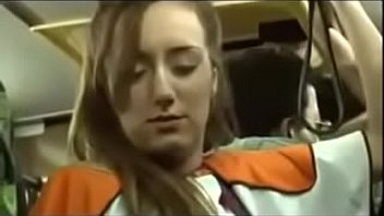 Touchée dans le bus