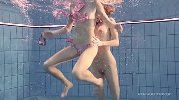 Lesbian Teen Fuck Underwater Hemorrhoids Porn