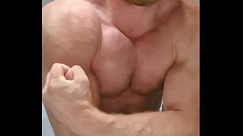 Gay Porno Muscle Guy Worship