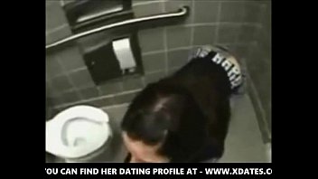 Abus Dans Les Toilettes Publiques Porn Video